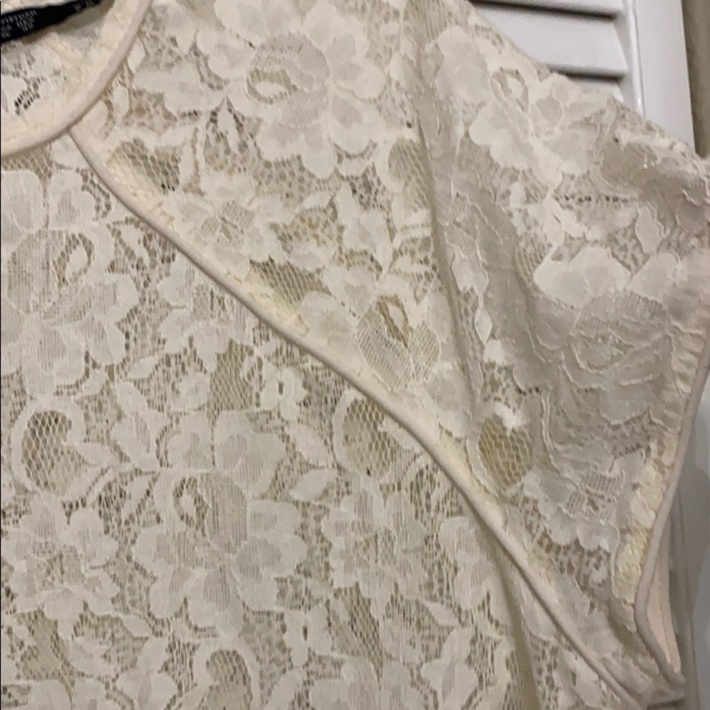 Lace top - Picture 2 of 7